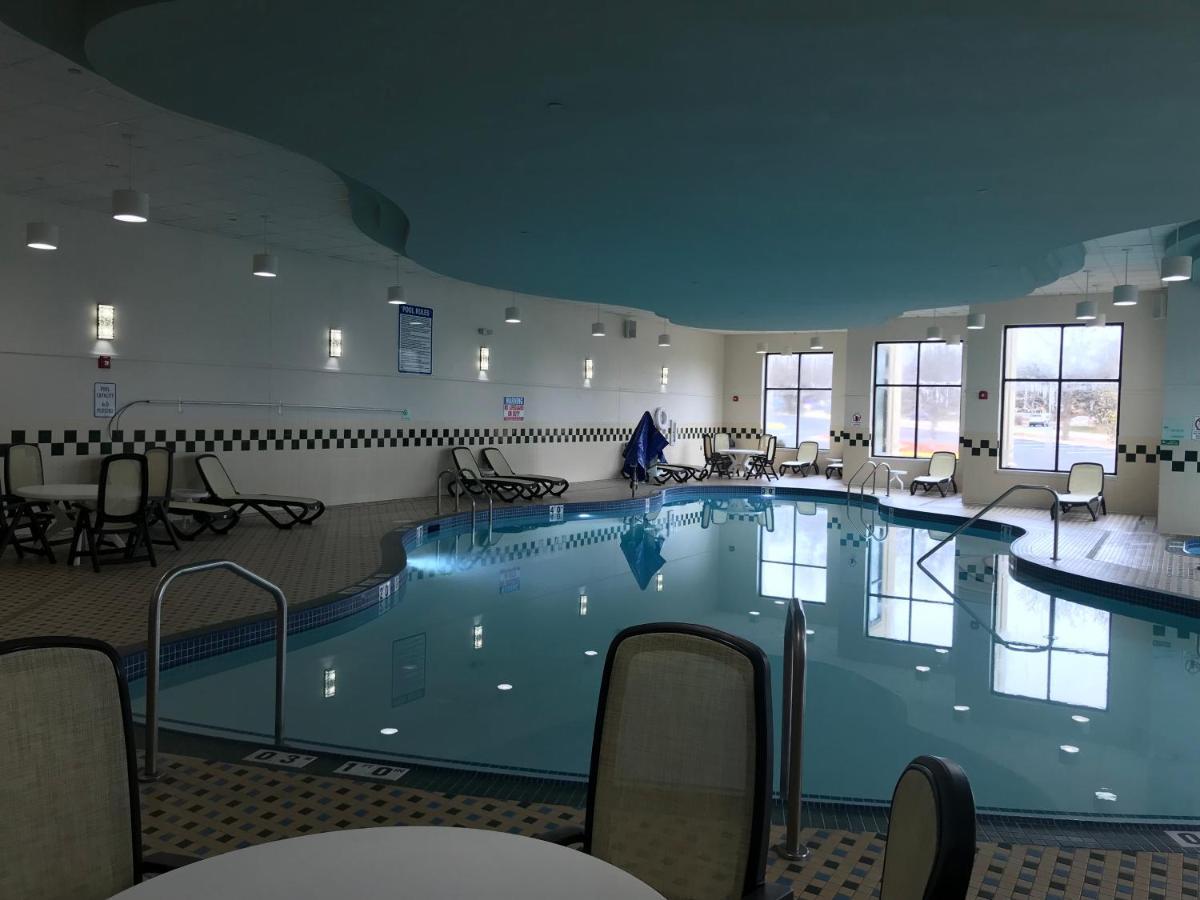 Holiday Inn Hotel & Suites Chicago Northwest - Elgin By Ihg Eksteriør bilde